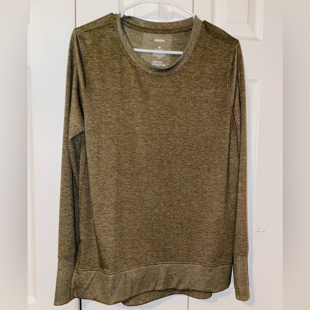 Women’s Medium Long Sleeve
